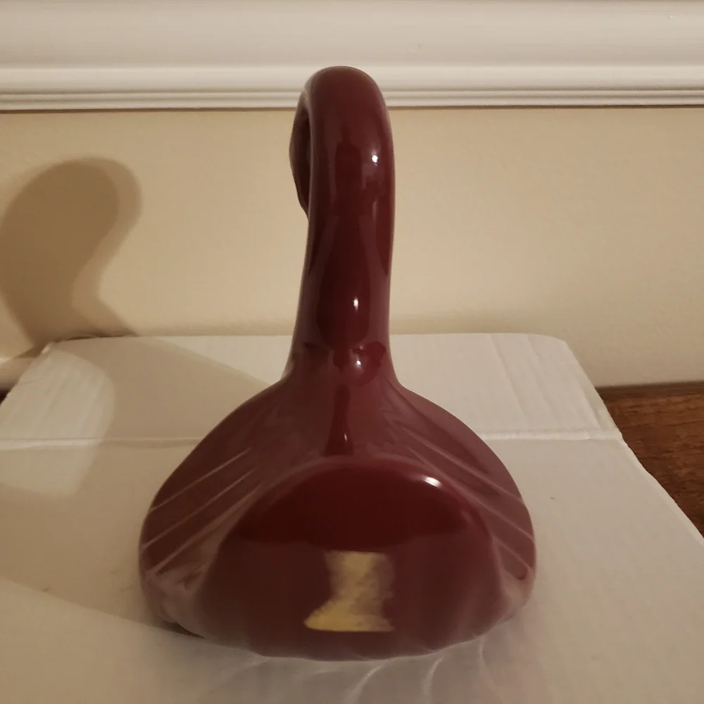 VTG Swan Ceramic‎ Towel Holder, bathroom Decor Maroon Plum Color, Cottagecore